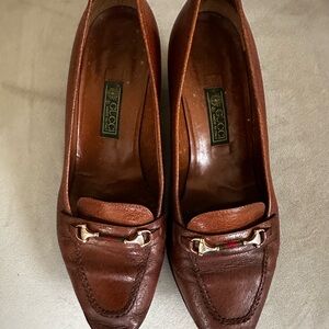 Gucci Women's Rich Brown Leather pumps